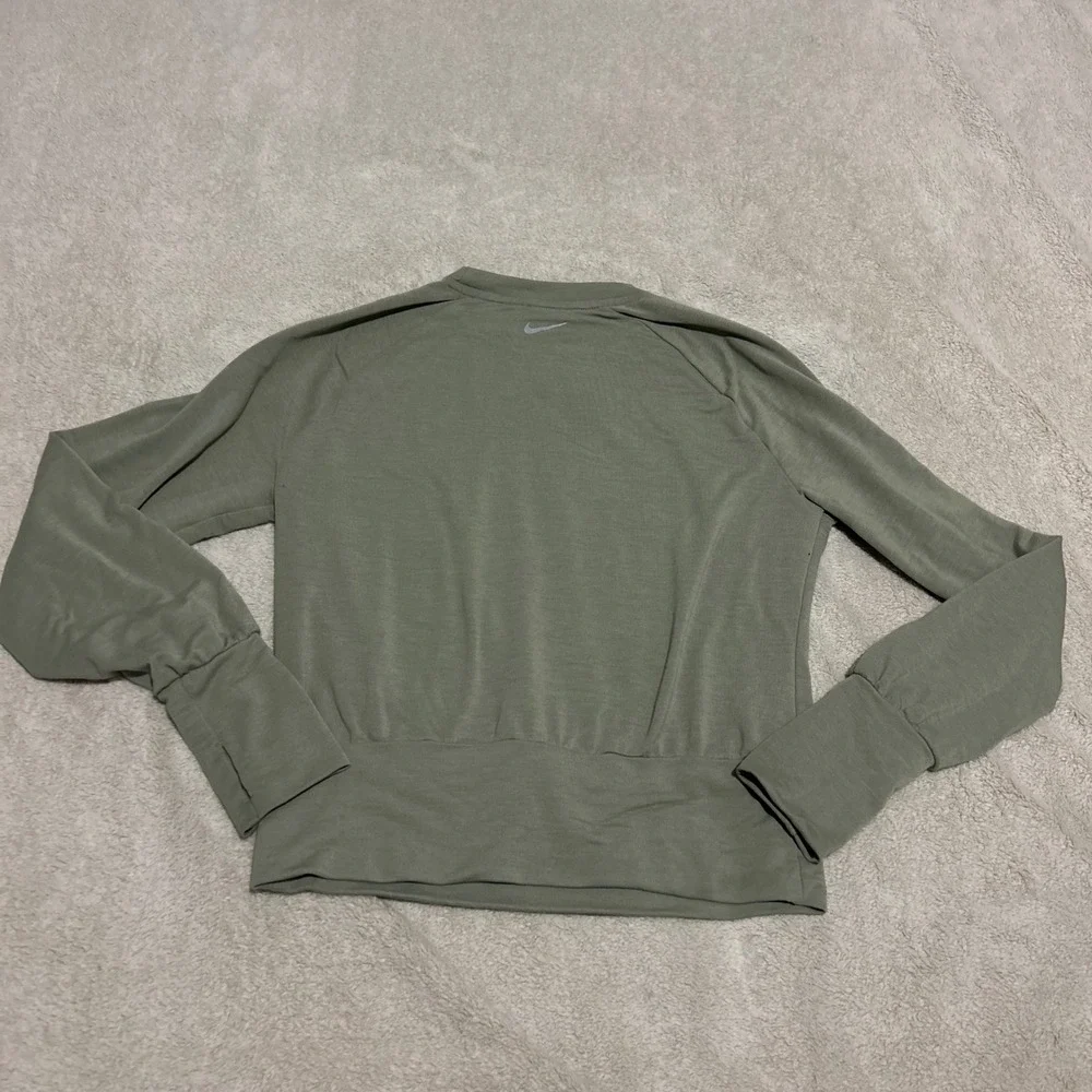 Nike Running Dri-FIT Top Womens XS Olive Green Thumbhole Long Sleeve 0585